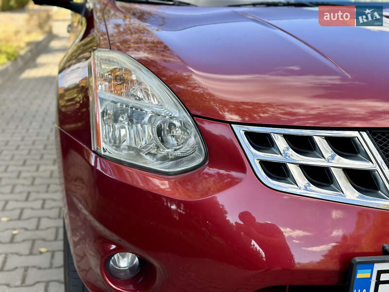 Позашляховик / Кросовер Nissan Rogue 2011 в Одесі