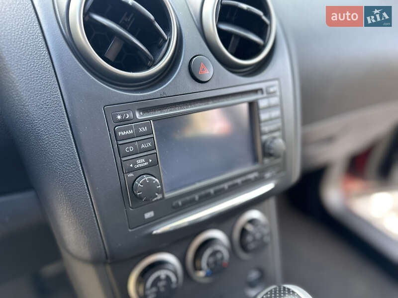 Позашляховик / Кросовер Nissan Rogue 2011 в Одесі