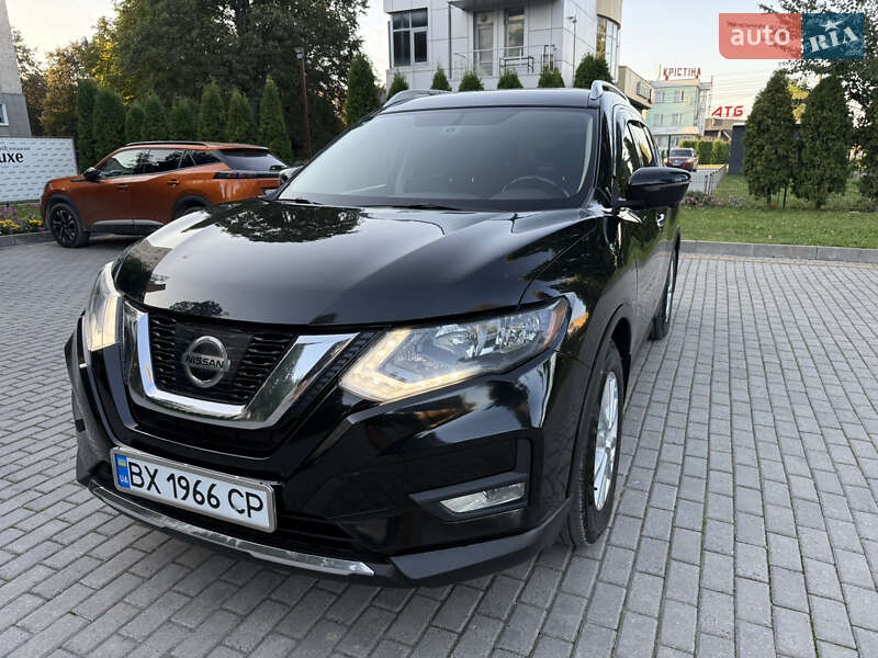 Внедорожник / Кроссовер Nissan Rogue 2017 в Каменец-Подольском фото 3 Внедорожник / Кроссовер Nissan Rogue 2017 в Каменец-Подольском