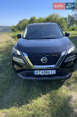 Внедорожник / Кроссовер Nissan Rogue 2021 в 