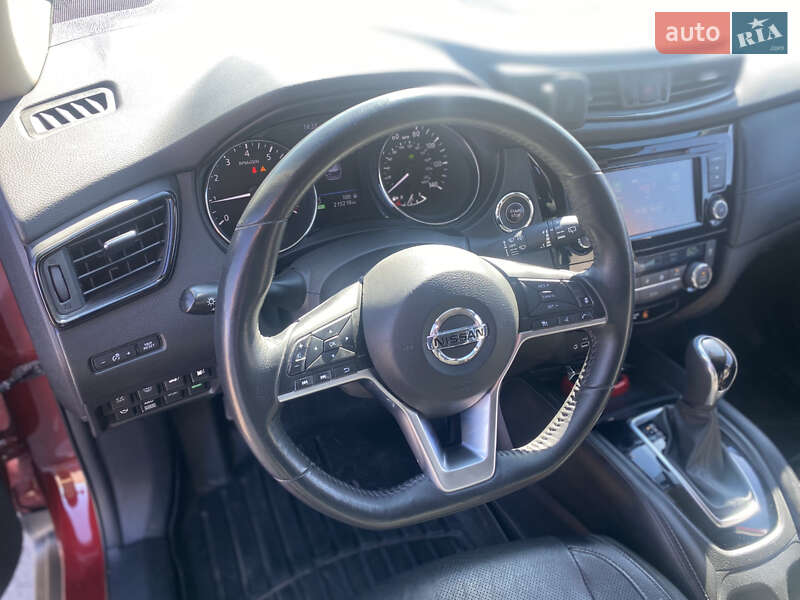 Позашляховик / Кросовер Nissan Rogue 2018 в Рівному