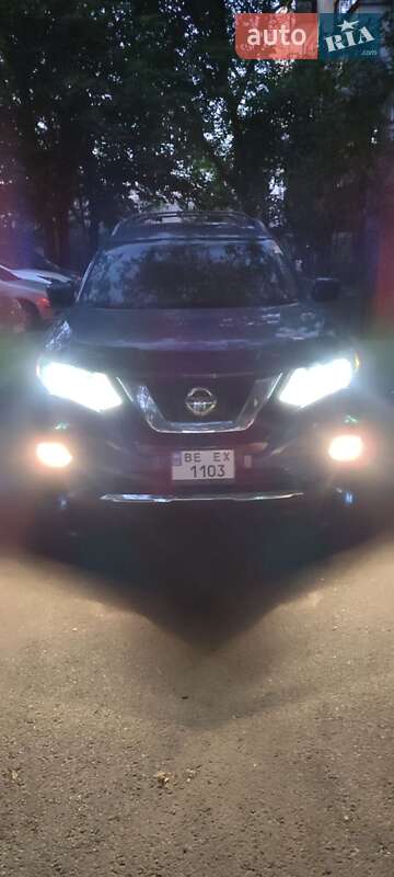 Позашляховик / Кросовер Nissan Rogue 2018 в Миколаєві