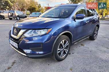 Внедорожник / Кроссовер Nissan Rogue 2018 в Харькове