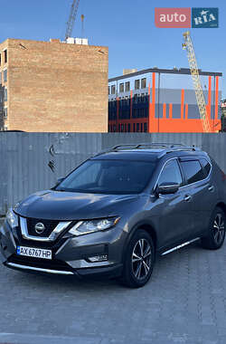 Внедорожник / Кроссовер Nissan Rogue 2019 в Ровно