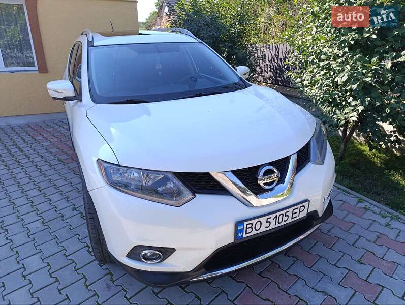 Позашляховик / Кросовер Nissan Rogue 2015 в Тернополі