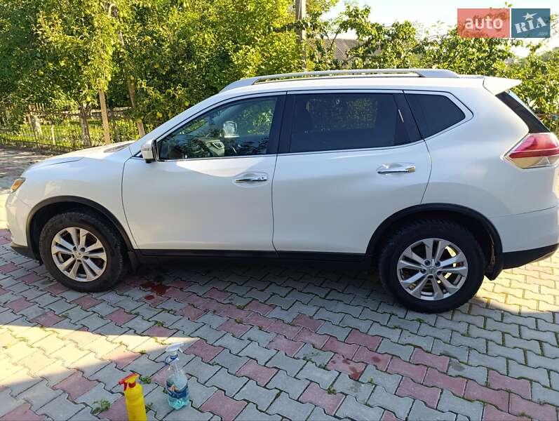 Позашляховик / Кросовер Nissan Rogue 2015 в Тернополі
