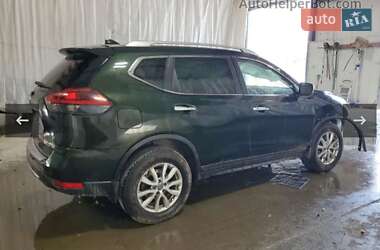 Внедорожник / Кроссовер Nissan Rogue 2018 в 