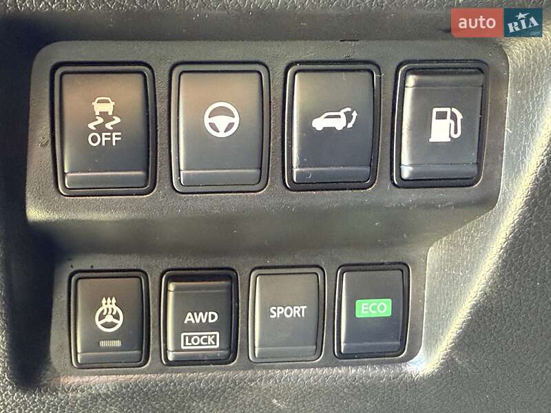 Позашляховик / Кросовер Nissan Rogue 2019 в Миколаєві