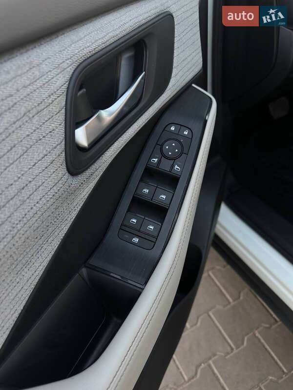 Внедорожник / Кроссовер Nissan Rogue 2021 в Днепре