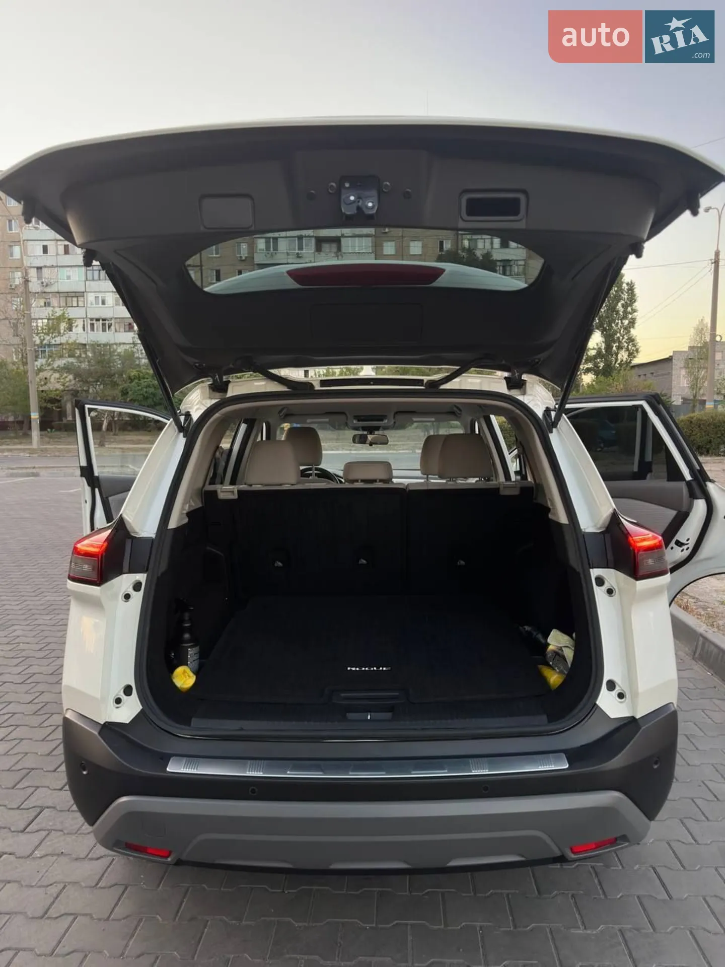 2021 Nissan Rogue - мініатюра 8