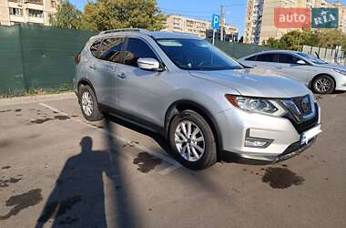 Внедорожник / Кроссовер Nissan Rogue 2018 в Киеве
