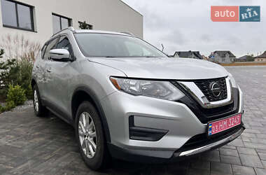 Позашляховик / Кросовер Nissan Rogue 2018 в Луцьку