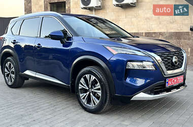 Внедорожник / Кроссовер Nissan Rogue 2020 в Виннице
