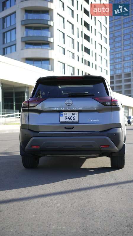 Позашляховик / Кросовер Nissan Rogue 2023 в Дніпрі