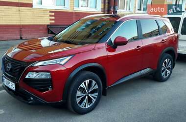 Внедорожник / Кроссовер Nissan Rogue 2023 в Киеве