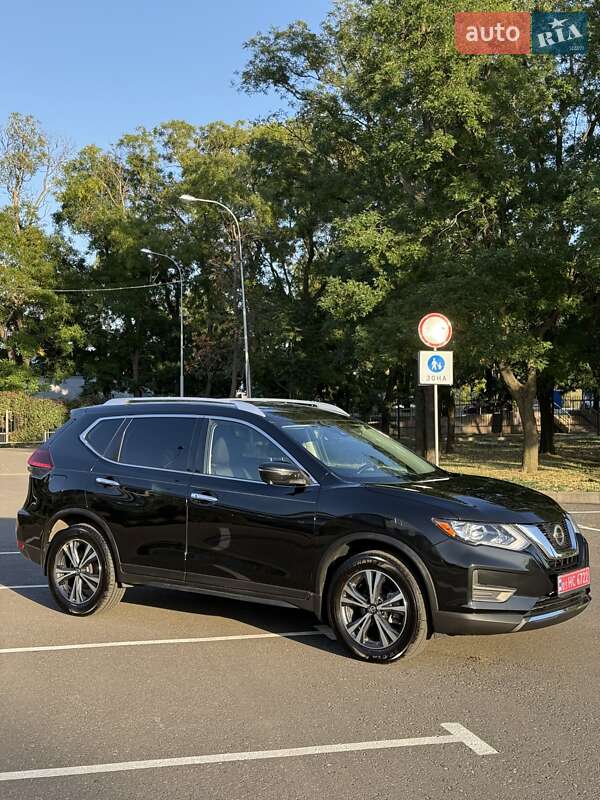Позашляховик / Кросовер Nissan Rogue 2019 в Миколаєві