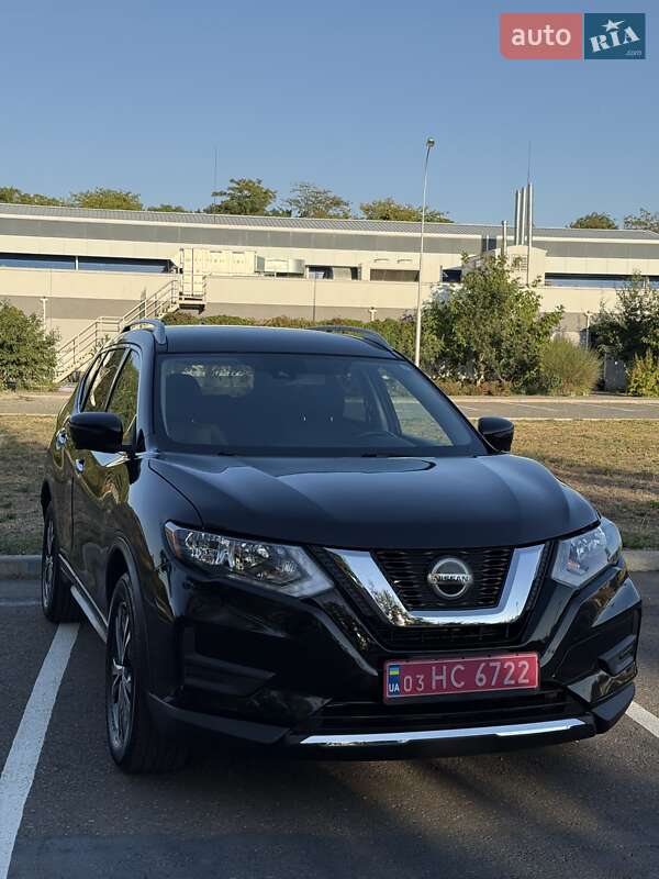 Позашляховик / Кросовер Nissan Rogue 2019 в Миколаєві