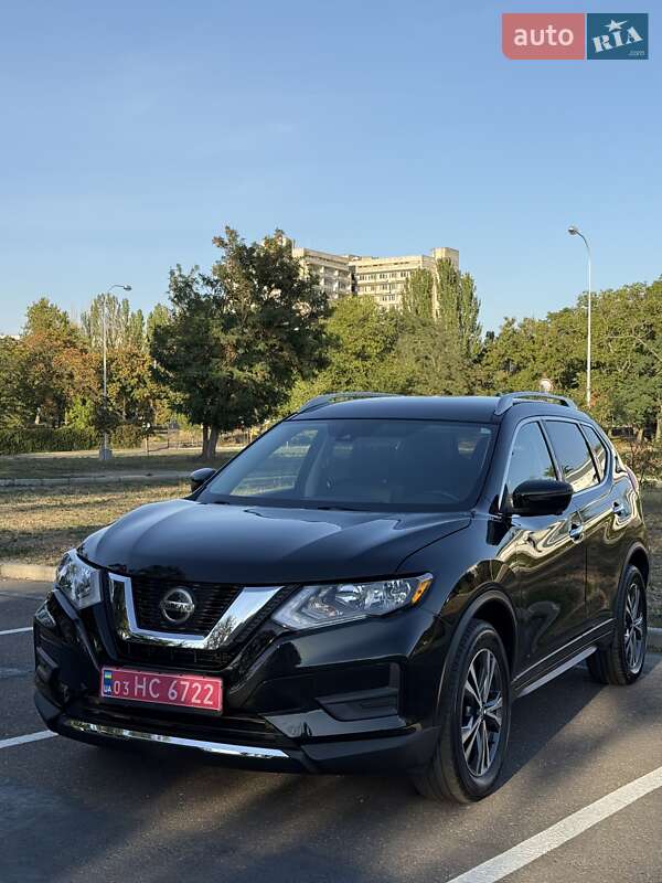 Позашляховик / Кросовер Nissan Rogue 2019 в Миколаєві
