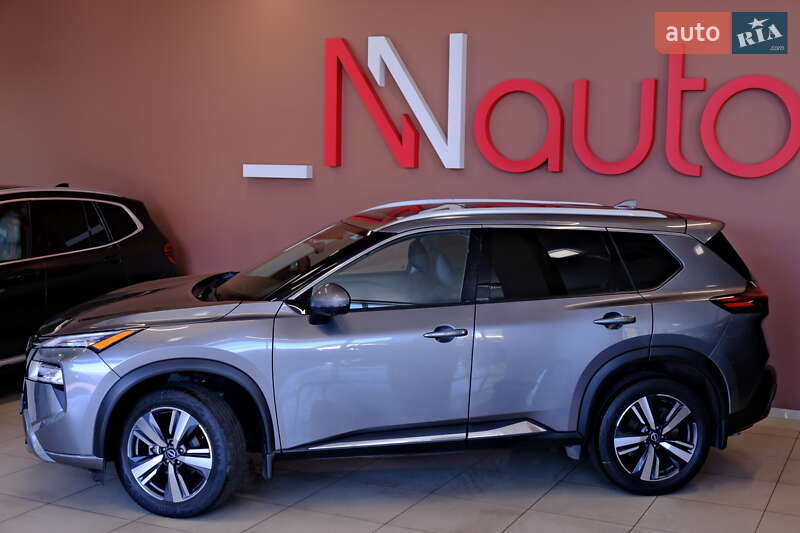 Внедорожник / Кроссовер Nissan Rogue 2023 в Одессе