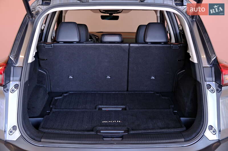 Внедорожник / Кроссовер Nissan Rogue 2023 в Одессе