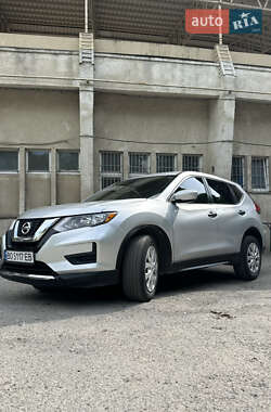 Внедорожник / Кроссовер Nissan Rogue 2016 в Тернополе