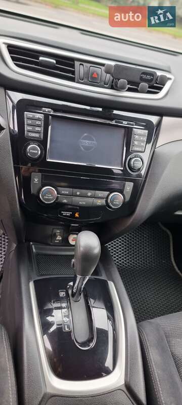 Позашляховик / Кросовер Nissan Rogue 2014 в Хмельницькому