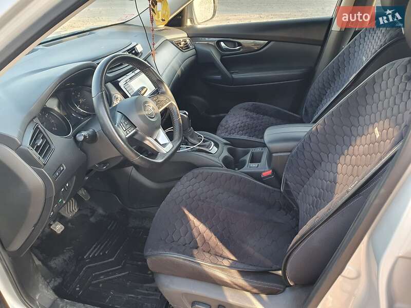 Внедорожник / Кроссовер Nissan Rogue 2018 в Днепре фото 7 Внедорожник / Кроссовер Nissan Rogue 2018 в Днепре