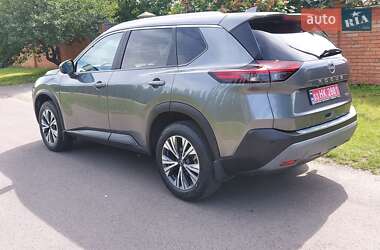 Внедорожник / Кроссовер Nissan Rogue 2023 в 