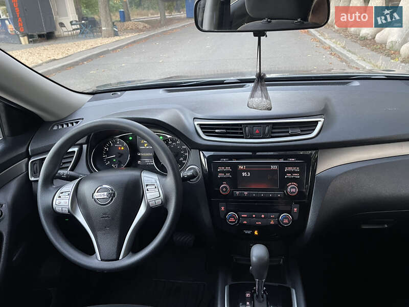 Внедорожник / Кроссовер Nissan Rogue 2015 в Одессе