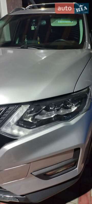 Внедорожник / Кроссовер Nissan Rogue 2018 в Кропивницком