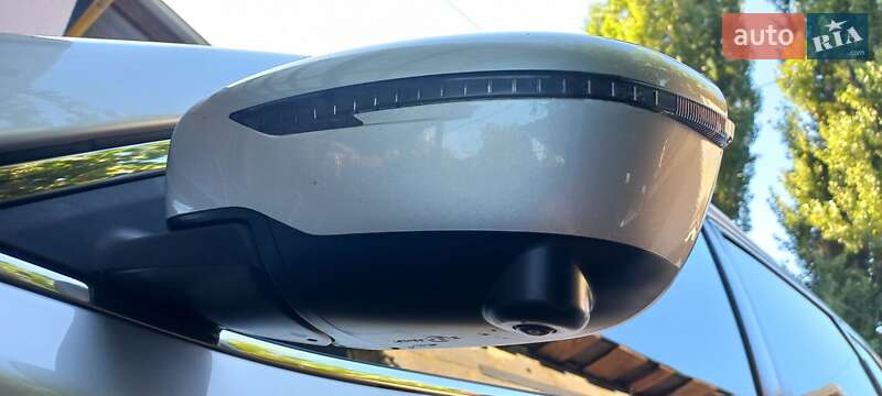 Внедорожник / Кроссовер Nissan Rogue 2018 в Кропивницком