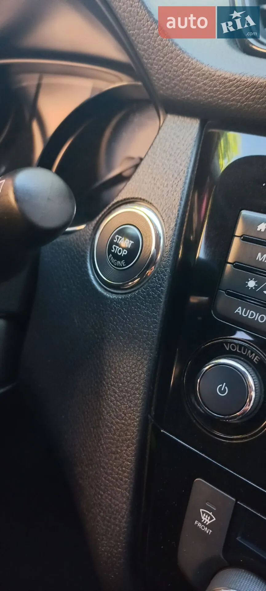 2018 Nissan Rogue - мініатюра 38