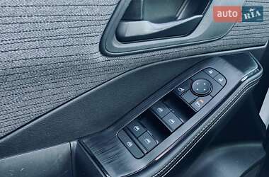 Внедорожник / Кроссовер Nissan Rogue 2021 в 