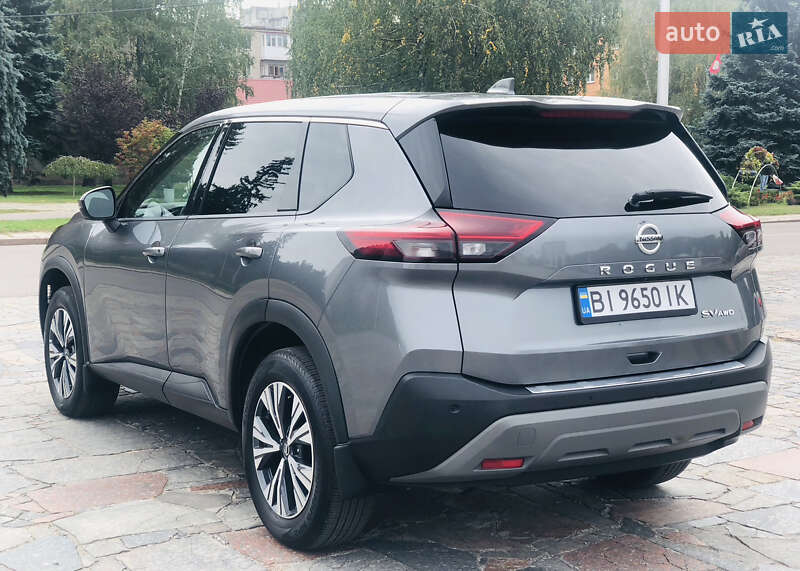 Внедорожник / Кроссовер Nissan Rogue 2021 в Кременчуге