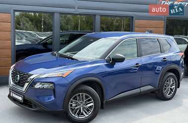 Внедорожник / Кроссовер Nissan Rogue 2021 в Ровно