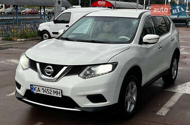 Внедорожник / Кроссовер Nissan Rogue 2014 в 