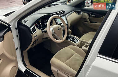 Внедорожник / Кроссовер Nissan Rogue 2014 в 