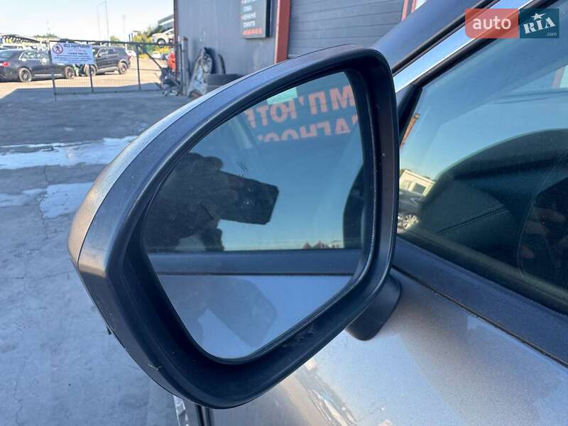 Позашляховик / Кросовер Nissan Rogue 2020 в Львові