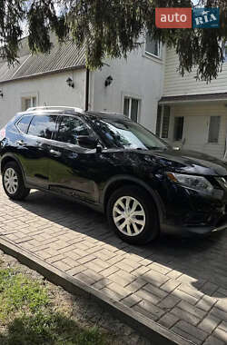 Внедорожник / Кроссовер Nissan Rogue 2016 в 
