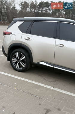 Внедорожник / Кроссовер Nissan Rogue 2021 в Чернигове