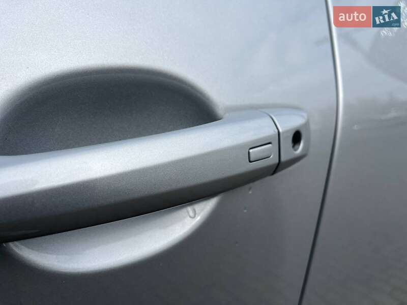 Позашляховик / Кросовер Nissan Rogue 2022 в Дніпрі фото 9 Позашляховик / Кросовер Nissan Rogue 2022 в Дніпрі