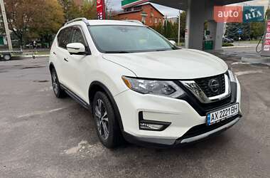 Внедорожник / Кроссовер Nissan Rogue 2018 в Харькове