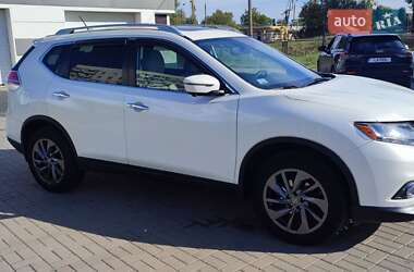 Внедорожник / Кроссовер Nissan Rogue 2015 в 