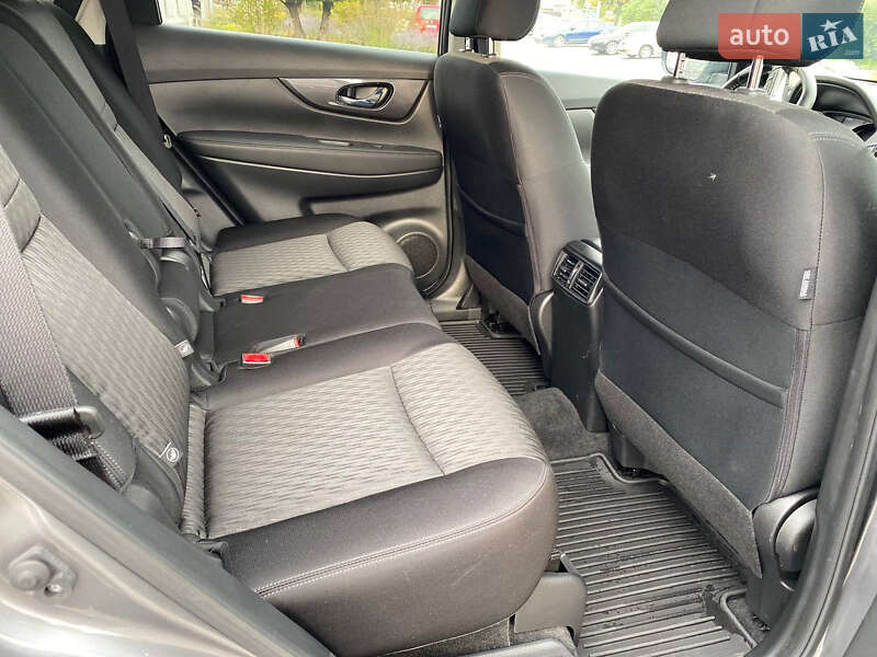 Позашляховик / Кросовер Nissan Rogue 2020 в Кременчуці