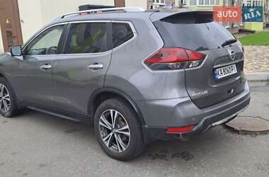 Внедорожник / Кроссовер Nissan Rogue 2019 в 