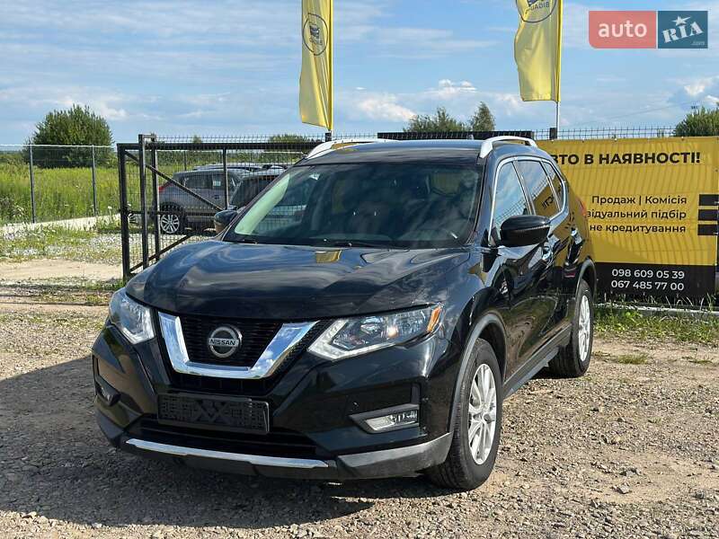 Позашляховик / Кросовер Nissan Rogue 2018 в Львові