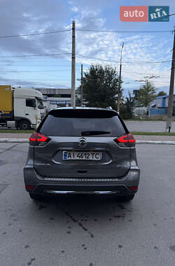 Внедорожник / Кроссовер Nissan Rogue 2019 в 