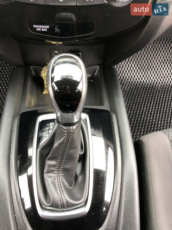 Позашляховик / Кросовер Nissan Rogue 2018 в Рівному фото 29 Позашляховик / Кросовер Nissan Rogue 2018 в Рівному