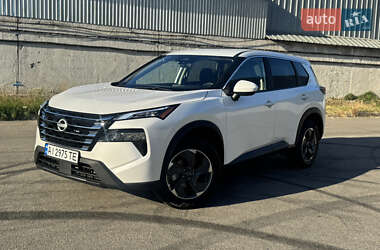Позашляховик / Кросовер Nissan Rogue 2024 в Києві