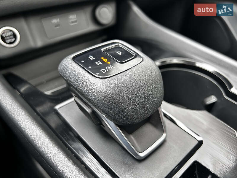 Внедорожник / Кроссовер Nissan Rogue 2023 в Броварах